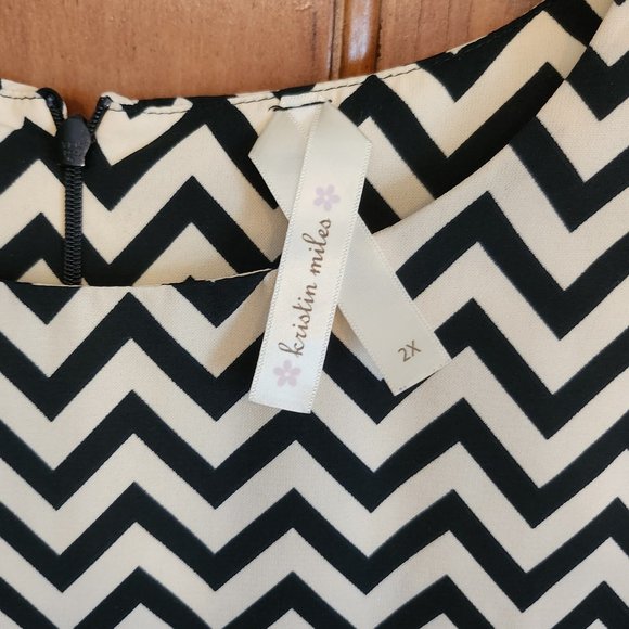 Modcloth Kristin Miles black and cream zig zag blouse 2x - Picture 3 of 4